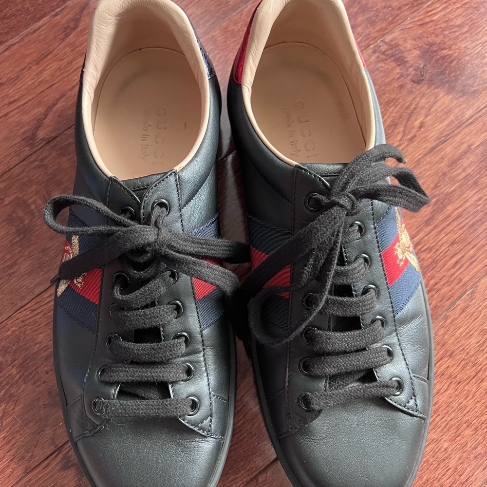 Gucci Black Leather Sneakers with Red and Blue Stripes